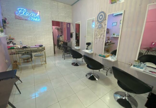 Cilacap yang Cantik: Rahasia Pungky Salon untuk Kesehatan & Kecantikan